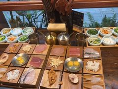 -银米·云南传统过桥米线(双廊黑金冠店)