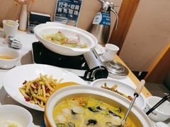-饭橘汉江码头·乡野土菜馆(静安路店)