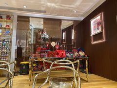 -VENCHI 闻绮(上海佛罗伦萨小镇店)
