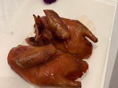 脆皮玻璃乳鴿-君庭中餐厅(友谊宾馆店)
