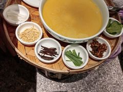 蒙自过桥米线-一坐一忘云南菜(北京skp店)