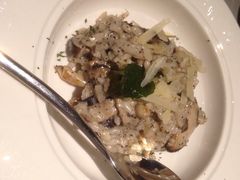 T馆-T館·花园艺术餐厅