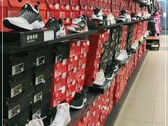 -五环Outlets(高新工厂店)