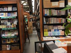 -西西弗书店&矢量咖啡(静安大悦城店)