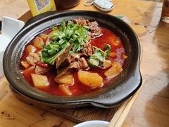 -土砂锅生态山庄·非遗砂锅雅鱼