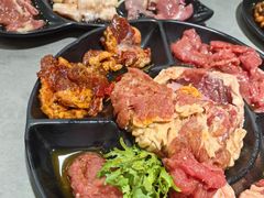 -啊美丽炭火烤肉(滑翔一店)