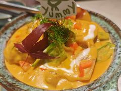 黄咖喱鲜鸡煲-芭札·Thai泰国餐厅(同和金铂天地店)