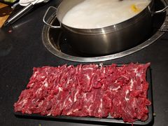 匙仁-阿旺潮牛尚品潮汕牛肉火锅(台儿庄路店)
