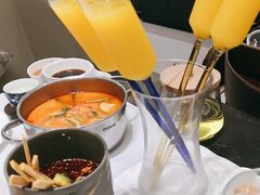 -红鼎豆捞·非遗鲍皇汤火锅(宝丰路店)