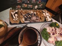 -芸山季·云南野生菌火锅(人民广场来福士店)