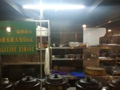 -菌海森林·非遗野生菌火锅(西山区滇池路摩根道店)