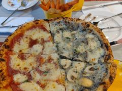 双拼披萨-Primo·丽莫意大利窑烤披萨