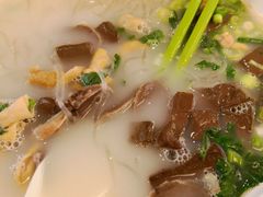 鸭血粉丝-亚惠美食广场(大连开发区安盛购物广场店)