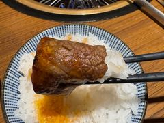 -炼火烤肉店