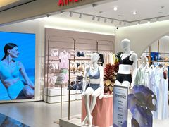 -王府井百货熙地港店