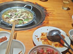 -大众跷脚牛肉馆·非遗传承单位(峨眉山店)