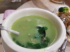 -鹏城人家海鲜酒家·23年老字号(较场尾店)
