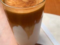 -Line 咖啡(石厦花园店)