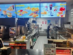 -麦当劳(国家体育场南路店)