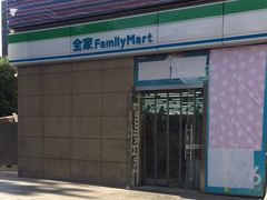 -全家便利店(东直门店)