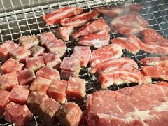 -肉甲韩国木炭烤肉(新壹街1店)