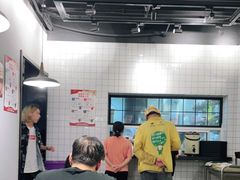 -扬州小吃(延安西路店)