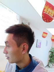 -米娜护肤造型