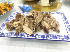 -撒拉人家.酸菜牦牛肉火锅