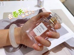 -艾珂·美甲美睫