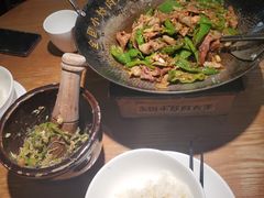-费大厨辣椒炒肉(万家丽一店)
