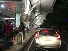 -班达拉奈克国际机场