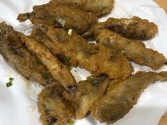 -聚汇三少·龙虾·中餐厅(莫邪路新天地店)