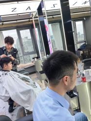 -藤野造型烫发染发