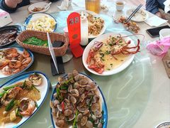 -红月湾海鲜饭店•沙滩海景(双月湾店)