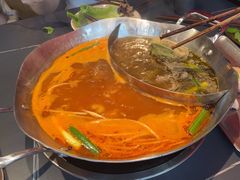 -由衷贵州酸汤牛肉火锅(新桥店)