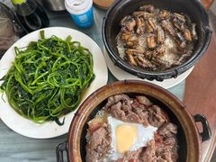 -容里煲仔饭(利丰北路店)
