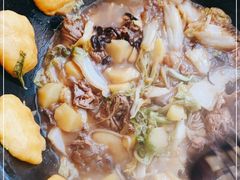 -粘豆包柴火铁锅炖