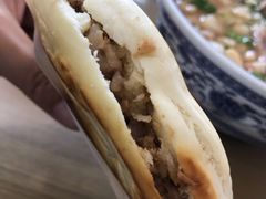 普通肉夹馍-东关吉祥西安腊汁肉夹馍(健德门店)