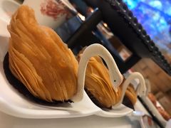 榴莲千丝酥-稻香酒家·34年老字号·港式粤菜(汉街店)
