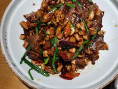 土萝卜干炒土腊肉-吃饭皇帝大(合生汇店)