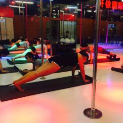 上海轩依钢管舞学校(长寿路总校)-轩依钢管舞