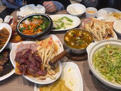 -六泰居·尔滨地标·东北菜(泰山路店)