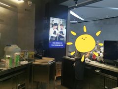 大堂-瑞幸咖啡(岳家嘴地铁站店)