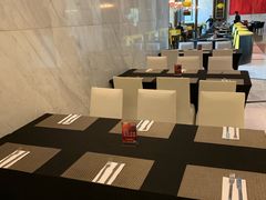 -上海虹桥西郊假日酒店