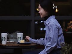 -星巴克(郑州普罗旺世店)