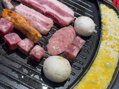 -阿亲家·韩式无限烤肉(花果园店)