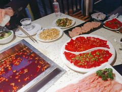 -二荆条·蜀鲜汇城市森林火锅