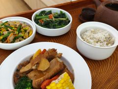 -雪梅月子中心(华侨城店)