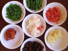 -双廊杨记石锅鱼石锅牛肉