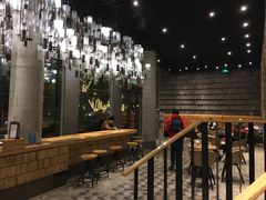 -星巴克臻选(湖滨道店)